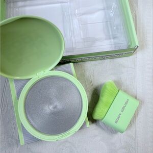 Made By Mitchell Slip Dew Body Cream Highlighter & Brush Slick Rick Set BNIB